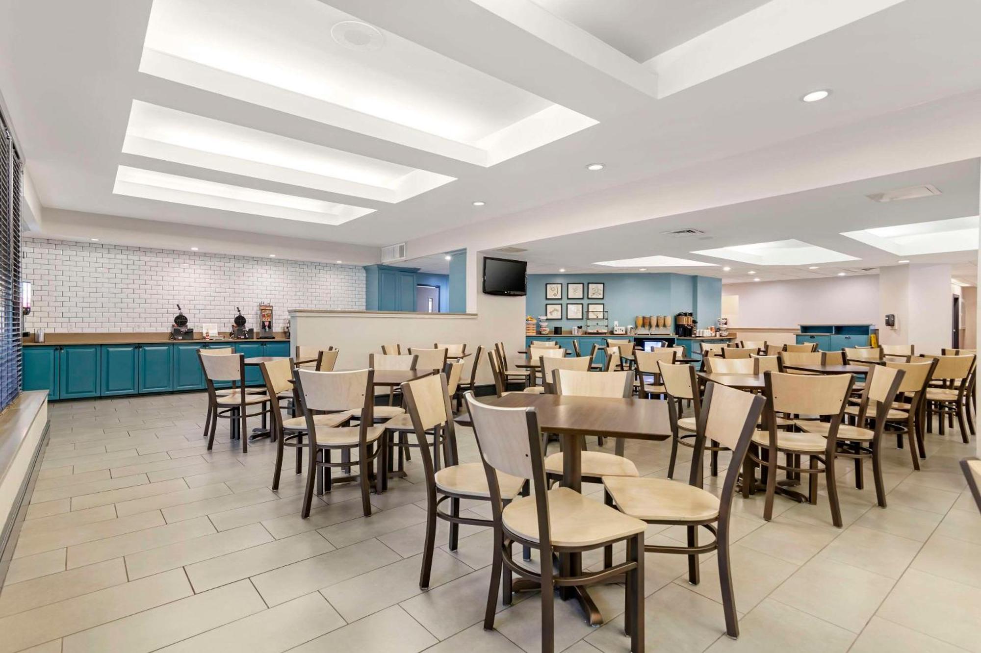 Country Inn & Suites By Radisson, Atlanta Galleria-Ballpark, Ga Smyrna Εξωτερικό φωτογραφία